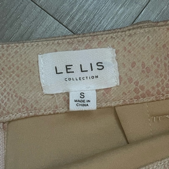 Le Lis Rose Color Snake Print Skirt - Picture 3 of 7